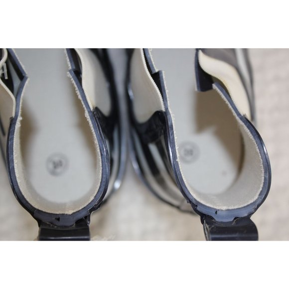 Kids Rain boots Size 5 Navy and white striped - Picture 9 of 11